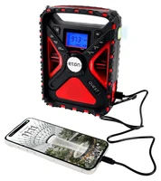 Eton Quest acil durum radyosu telefon şarj ederken